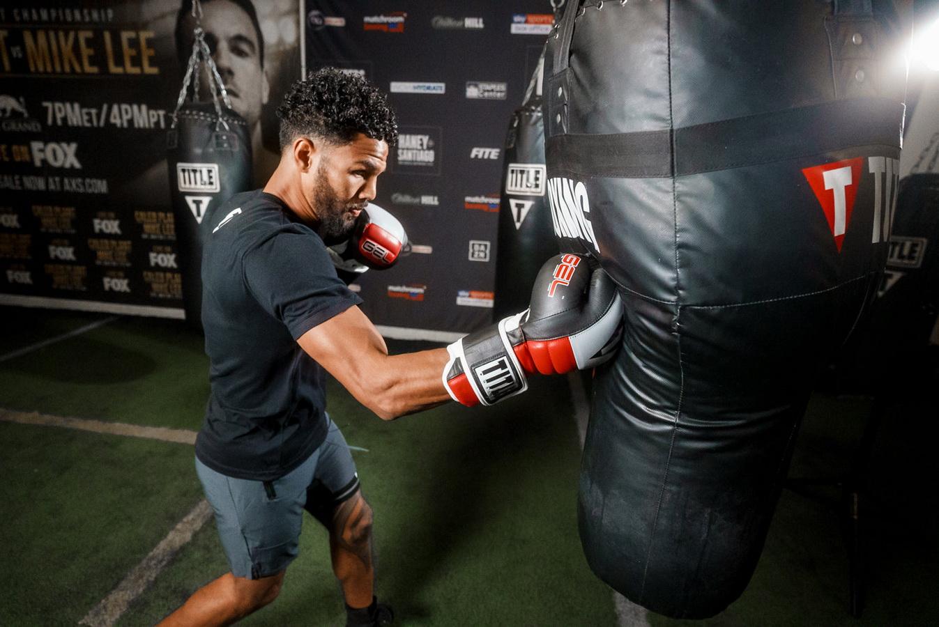 Professional Boxing Gloves - Sports & Fitness online Tanzania | GAMORA ONLINE