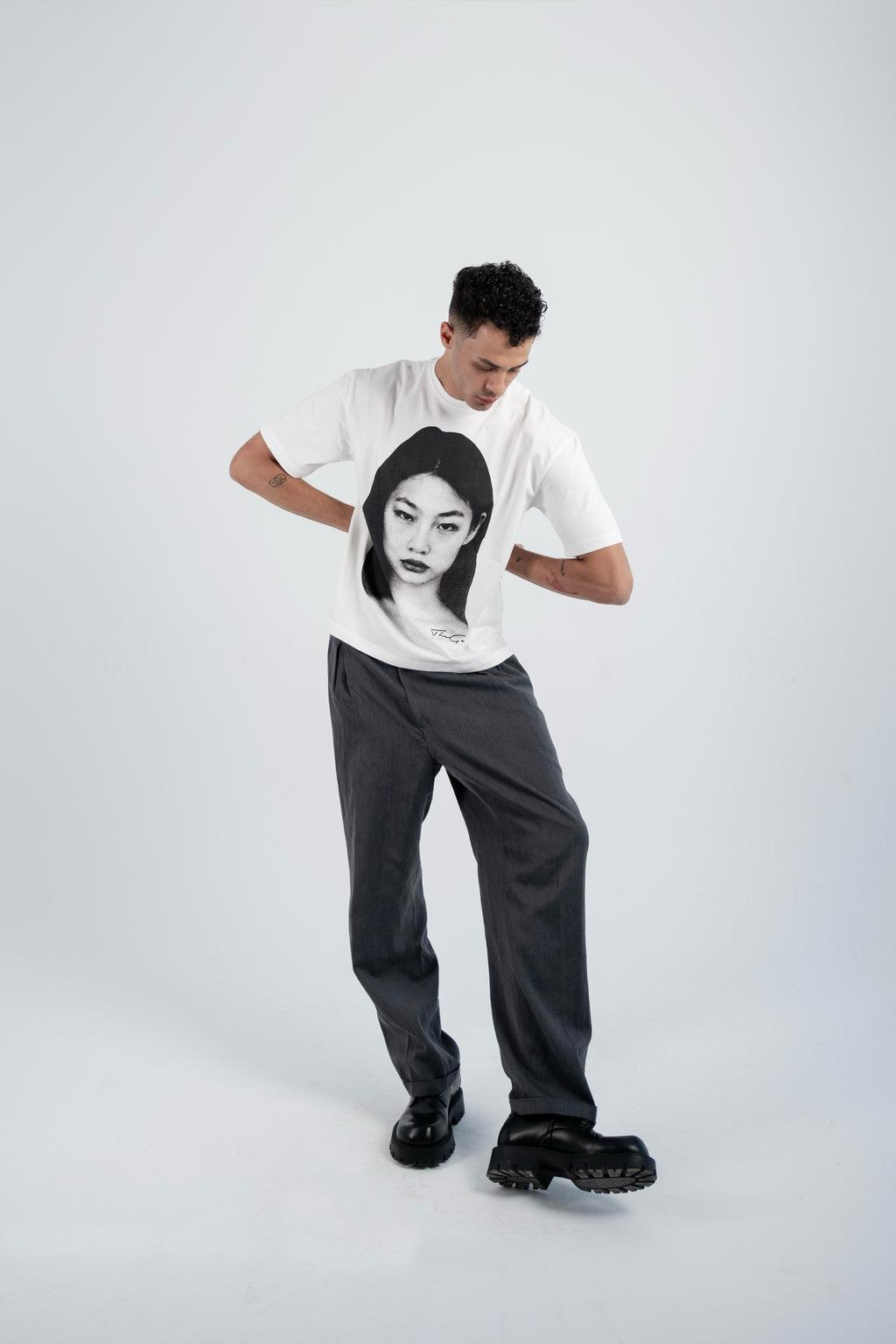 Oversized Graphic T-Shirt - Women's Fashion online Tanzania | GAMORA ONLINE