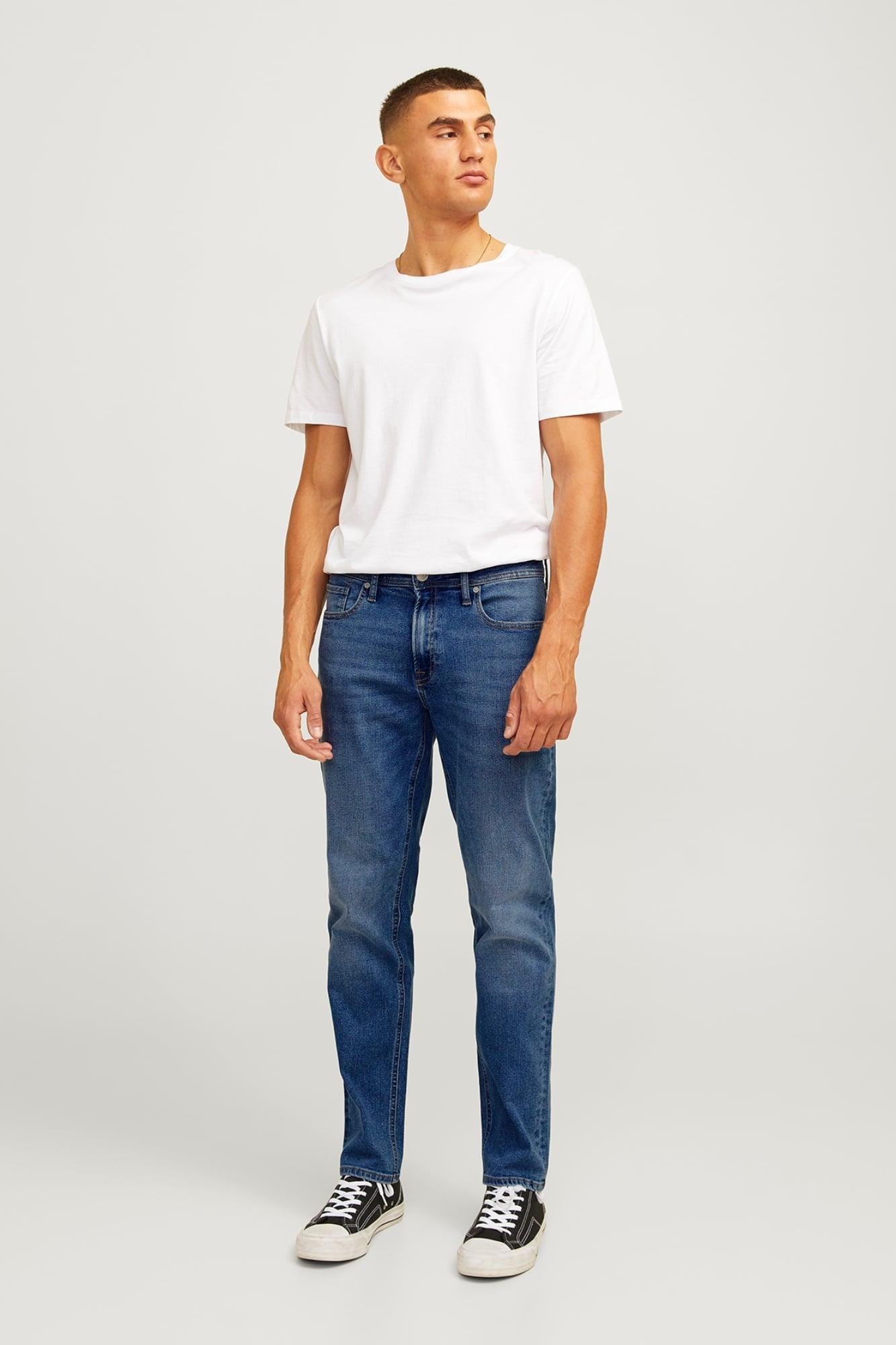 Classic Straight-Leg Jeans — Old School 2