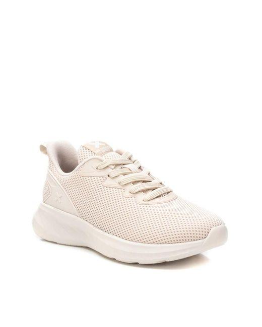 Lightweight Mesh Casual Sneakers 5