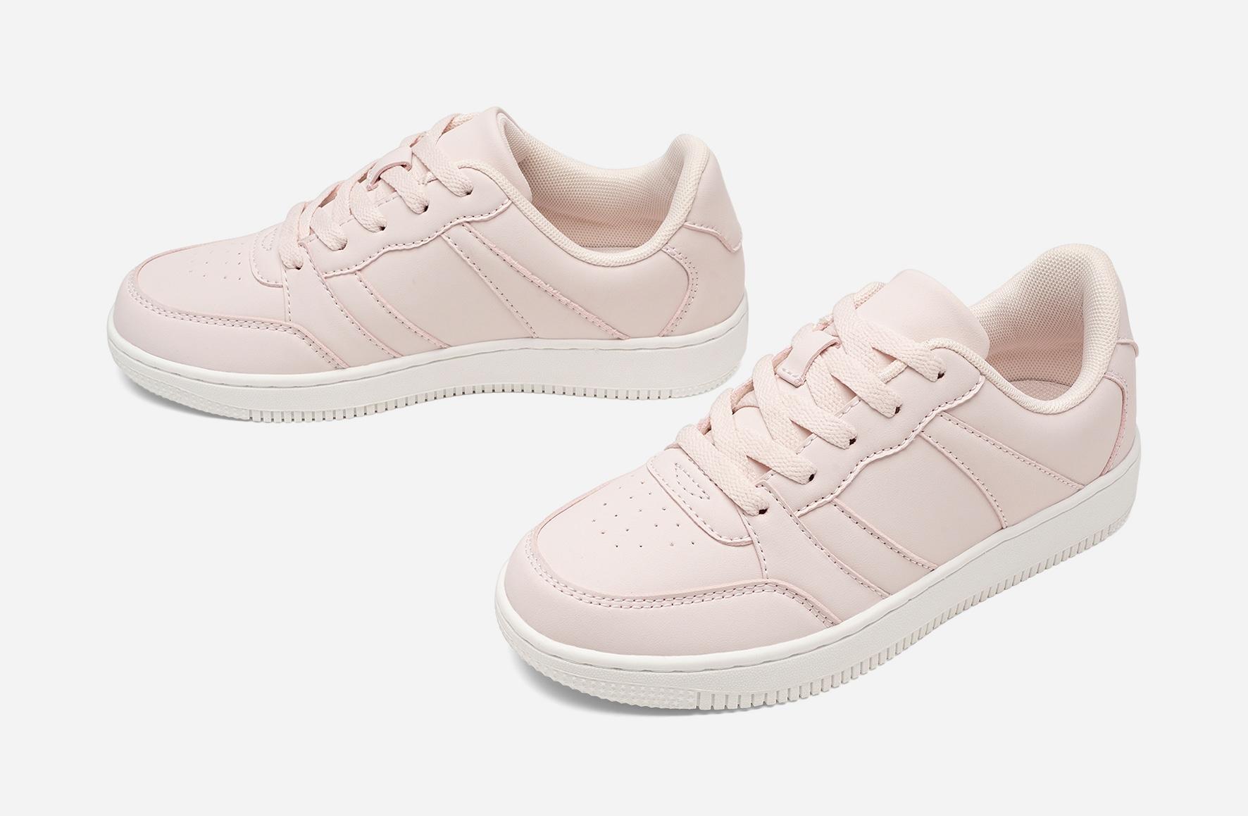Women’s Basic Casual Sneakers 3