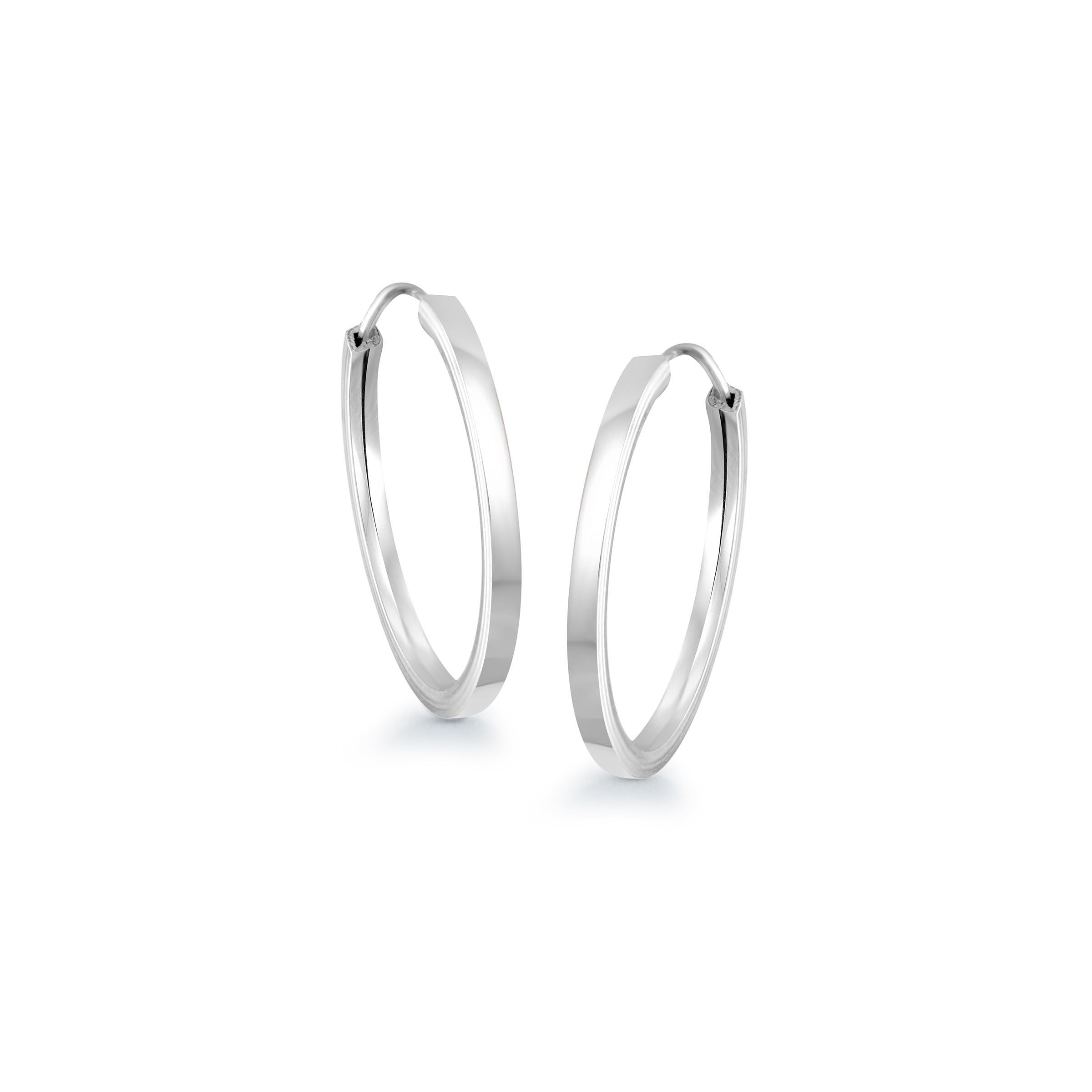 Women's Minimalist Hoop Earrings 2