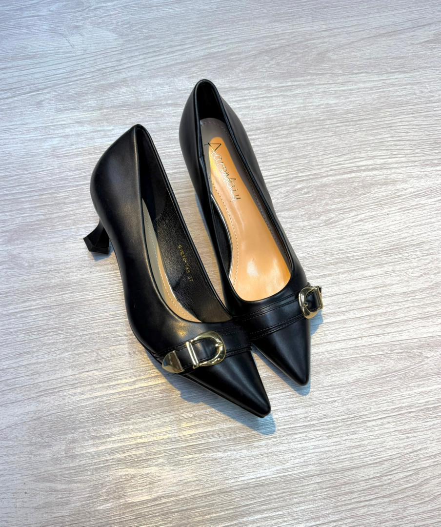 Classic mid heels 1
